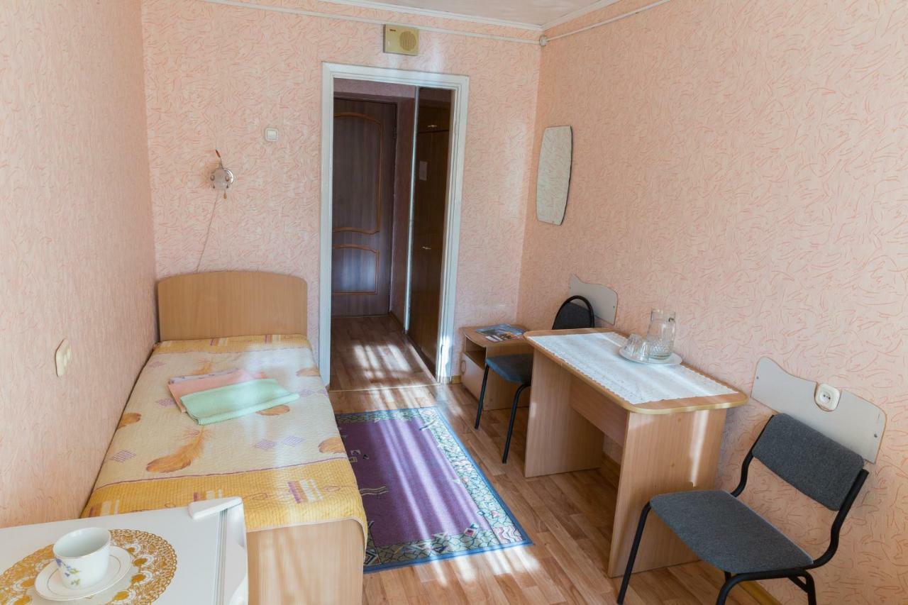 Tourist Hotel Ustʼ-Kamenogorsk Zewnętrze zdjęcie